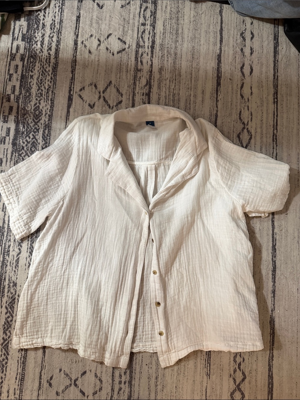 Old Navy Cream Short-Sleeve Button-Down Gauze Shirt